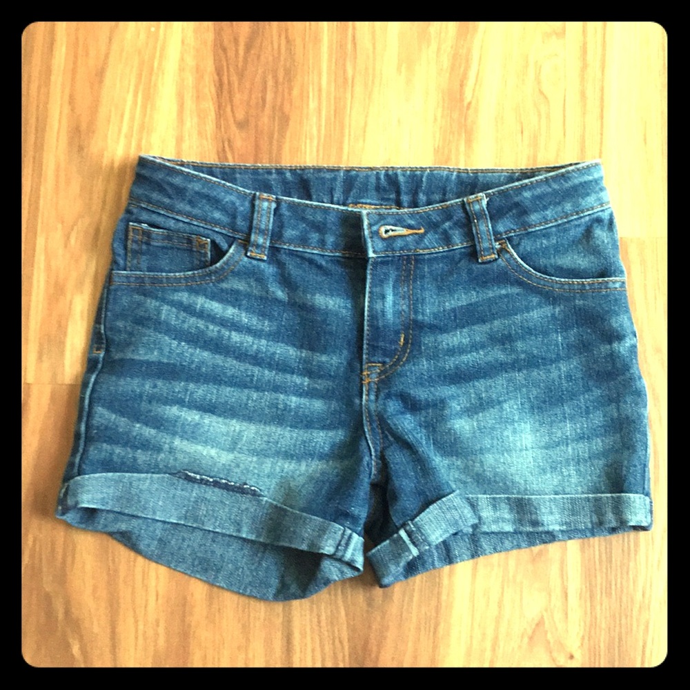 DENIM SHORTS